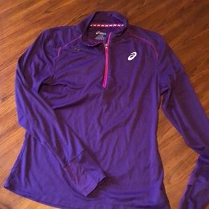Large ASICS running shirt in great condition!!